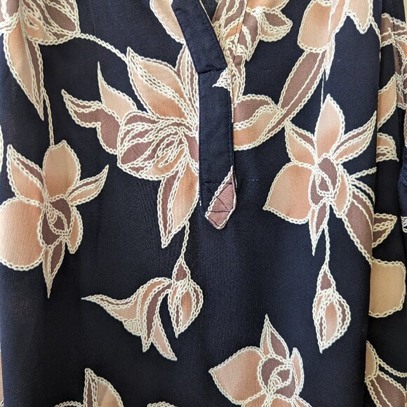 Beautiful Floral Tank - Picture 1 of 2